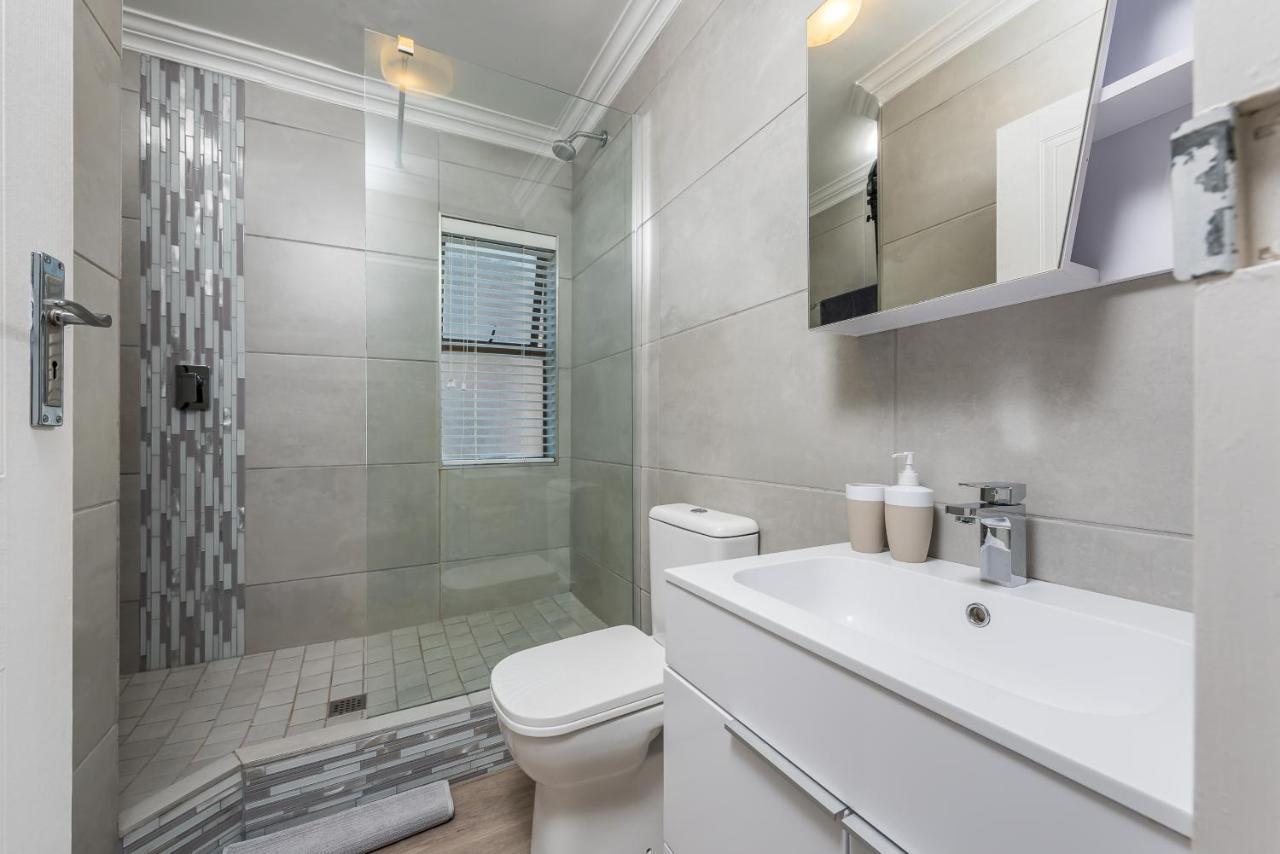 Beacon Wharf , George Hay 5 Seafront Accommodation Мозел Бей Екстериор снимка